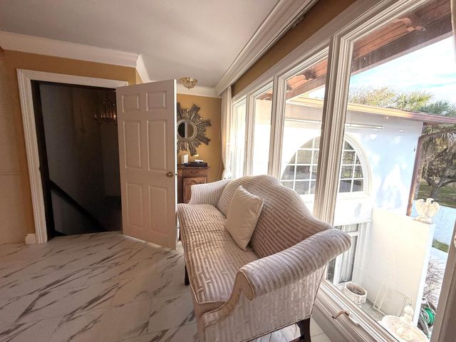 1009 S Indian River Drive, Fort Pierce, FL 34950