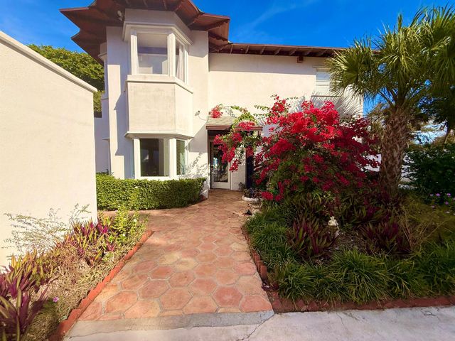 1009 S Indian River Drive, Fort Pierce, FL 34950