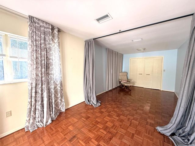 1009 S Indian River Drive, Fort Pierce, FL 34950