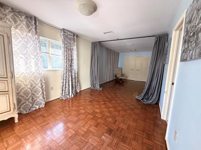 1009 S Indian River Drive, Fort Pierce, FL 34950