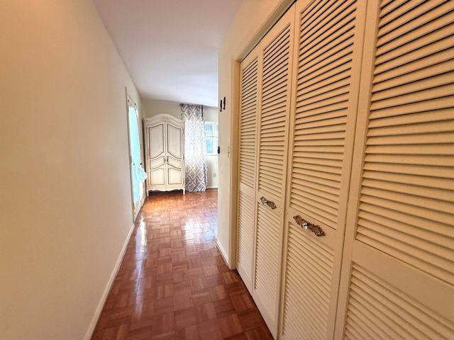 1009 S Indian River Drive, Fort Pierce, FL 34950