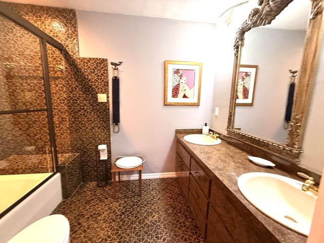 1009 S Indian River Drive, Fort Pierce, FL 34950