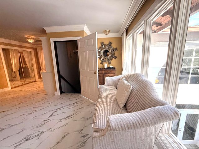 1009 S Indian River Drive, Fort Pierce, FL 34950