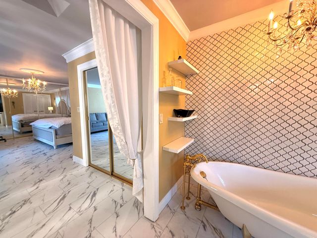 1009 S Indian River Drive, Fort Pierce, FL 34950