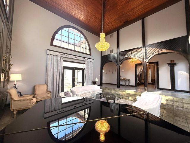 1009 S Indian River Drive, Fort Pierce, FL 34950