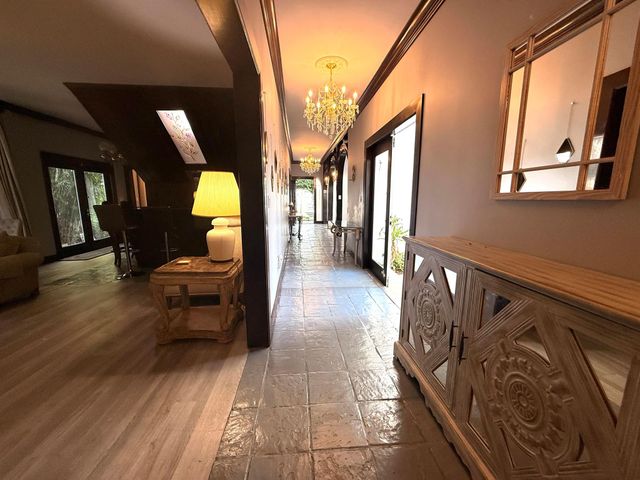 1009 S Indian River Drive, Fort Pierce, FL 34950