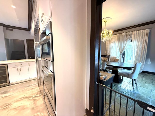 1009 S Indian River Drive, Fort Pierce, FL 34950