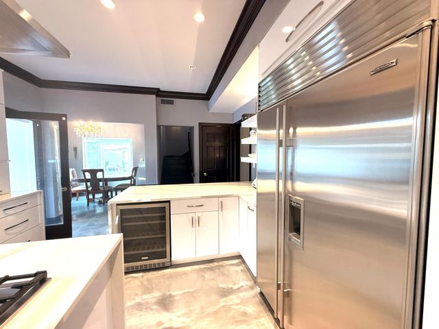 1009 S Indian River Drive, Fort Pierce, FL 34950