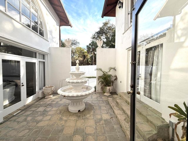 1009 S Indian River Drive, Fort Pierce, FL 34950