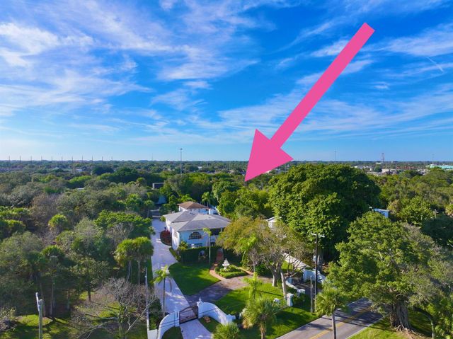 1009 S Indian River Drive, Fort Pierce, FL 34950