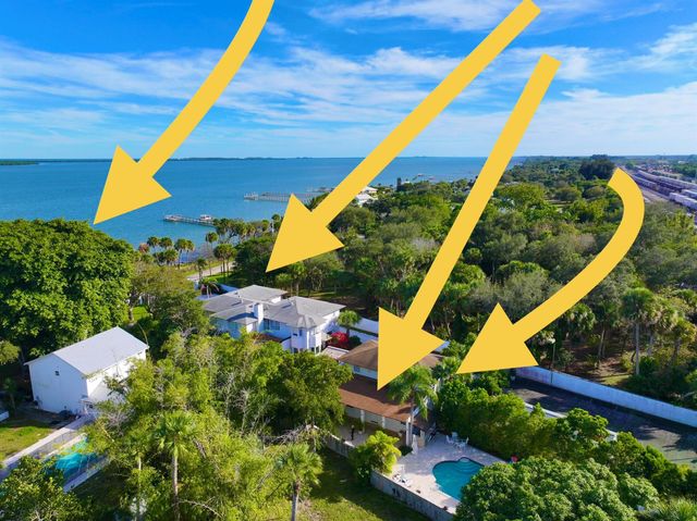 1009 S Indian River Drive, Fort Pierce, FL 34950