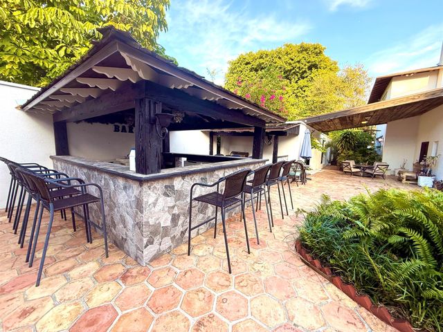 1009 S Indian River Drive, Fort Pierce, FL 34950