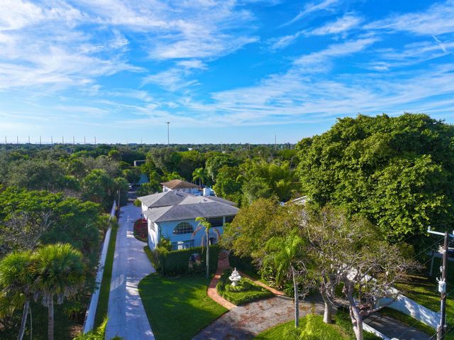 1009 S Indian River Drive, Fort Pierce, FL 34950