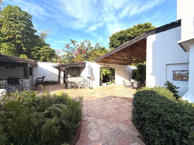 1009 S Indian River Drive, Fort Pierce, FL 34950