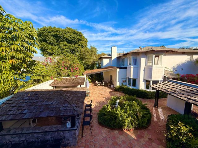 1009 S Indian River Drive, Fort Pierce, FL 34950