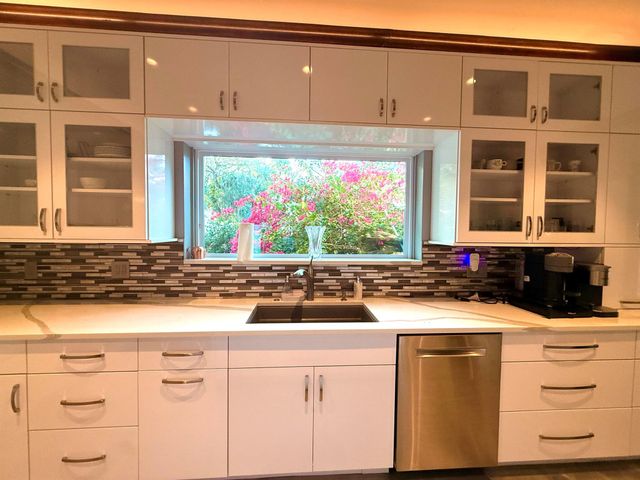 1009 S Indian River Drive, Fort Pierce, FL 34950