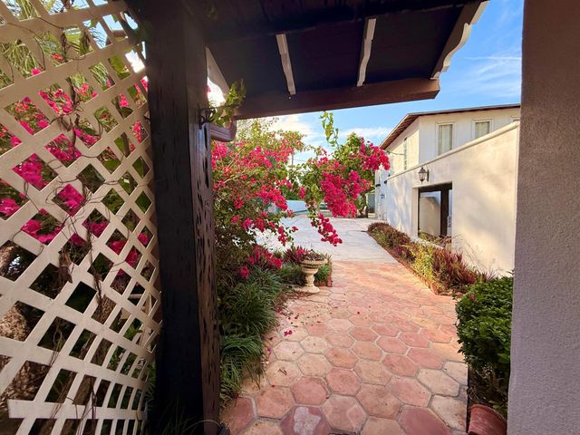 1009 S Indian River Drive, Fort Pierce, FL 34950