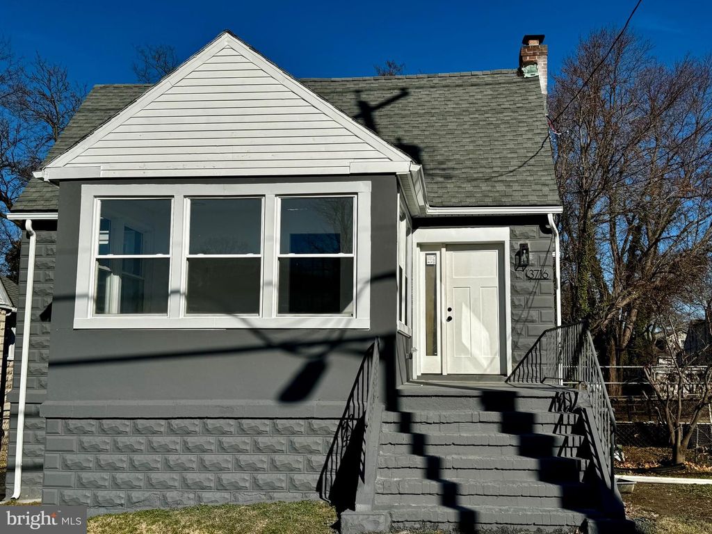 3716 E NORTHERN PKWY, Baltimore, MD 21206