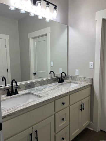 702 W Gum Street, Sheridan, AR 72150