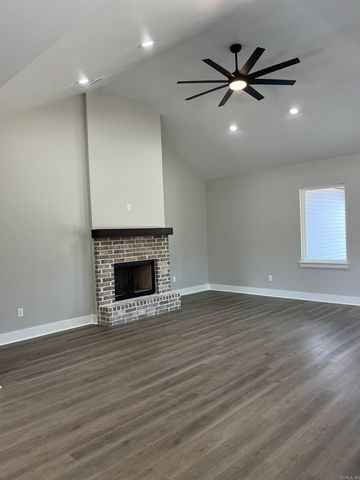 702 W Gum Street, Sheridan, AR 72150