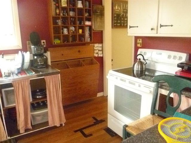 624 Huckleberry Turnpike, Marlboro, NY 12542