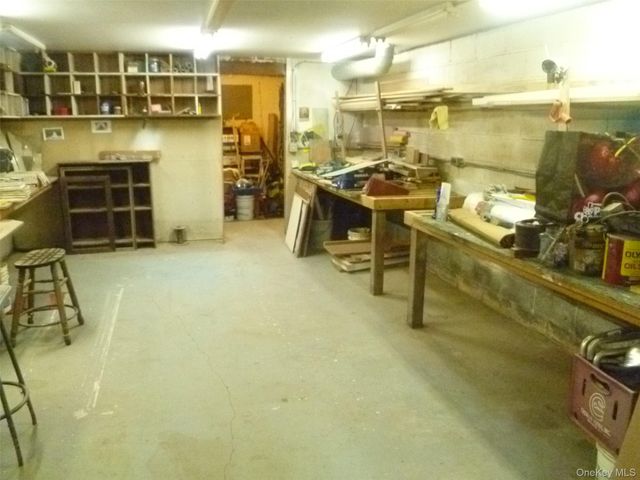 624 Huckleberry Turnpike, Marlboro, NY 12542