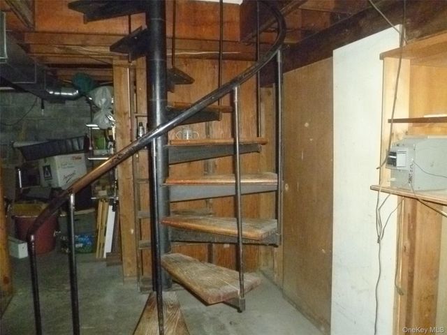 624 Huckleberry Turnpike, Marlboro, NY 12542