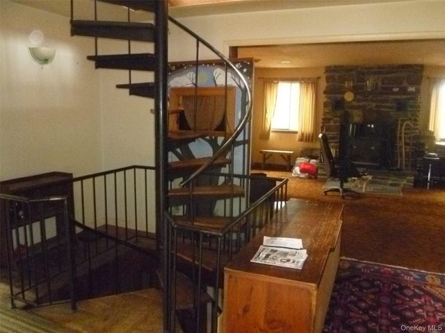 624 Huckleberry Turnpike, Marlboro, NY 12542