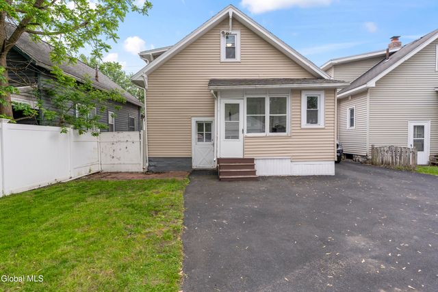 106 Lark Street, Scotia, NY 12302