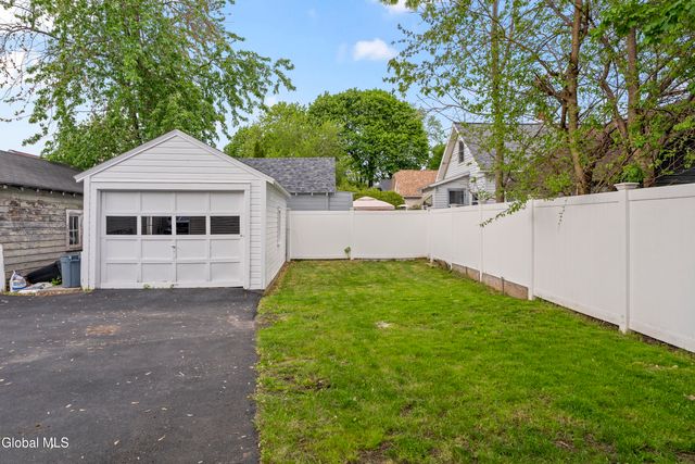 106 Lark Street, Scotia, NY 12302