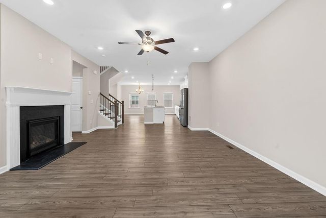 2247 Pink Hawthorn Dr, Buford, GA 30518