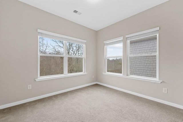 2247 Pink Hawthorn Dr, Buford, GA 30518