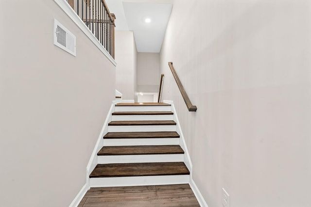 2247 Pink Hawthorn Dr, Buford, GA 30518
