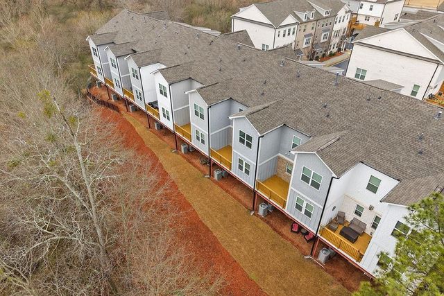 2247 Pink Hawthorn Dr, Buford, GA 30518