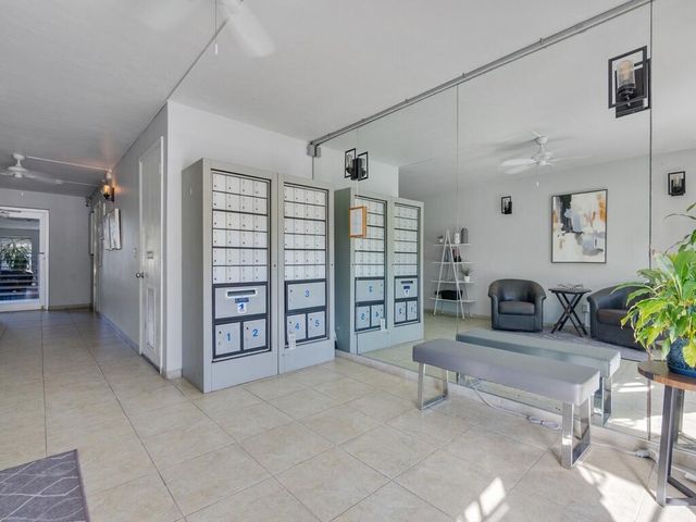 2333 Indian River Boulevard 502, Vero Beach, FL 32960