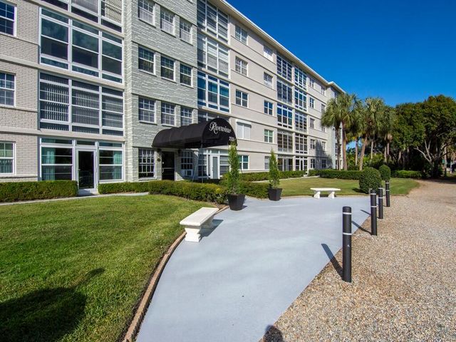 2333 Indian River Boulevard 502, Vero Beach, FL 32960