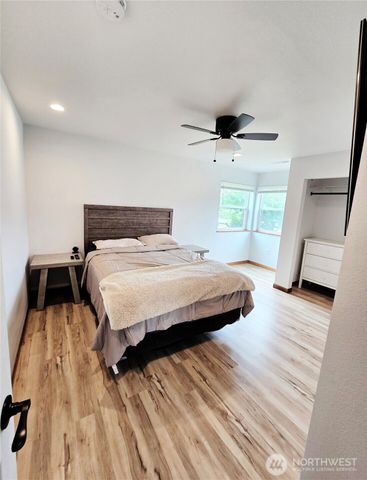 16674 State Route 9, Mount Vernon, WA 98274