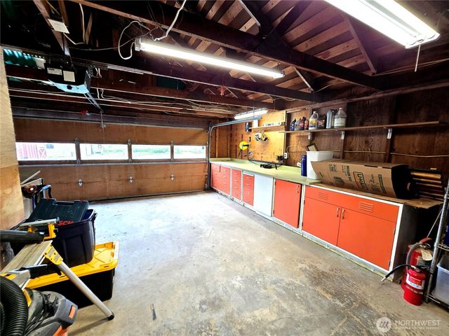 16674 State Route 9, Mount Vernon, WA 98274