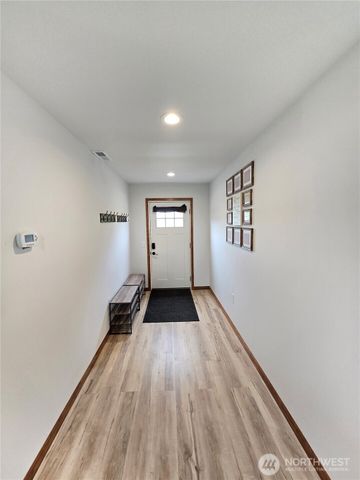 16674 State Route 9, Mount Vernon, WA 98274