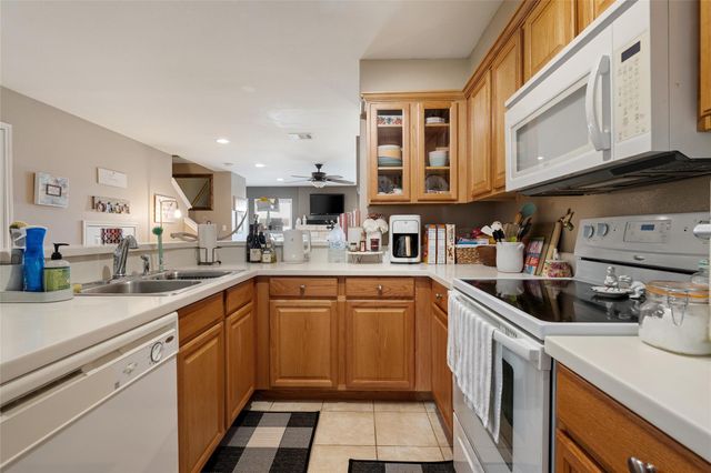 6900 E Riverside DR 12, Austin, TX 78741