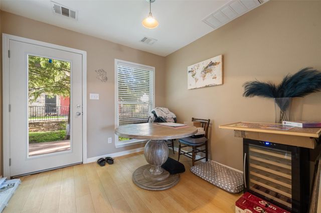 6900 E Riverside DR 12, Austin, TX 78741