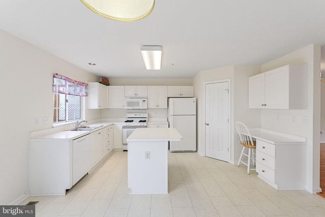 2209 BEAR VALLEY TER, Silver Spring, MD 20906