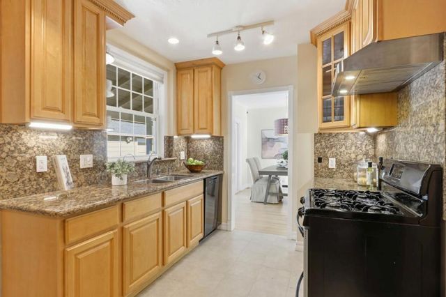 1074 Cherry Avenue, San Jose, CA 95125