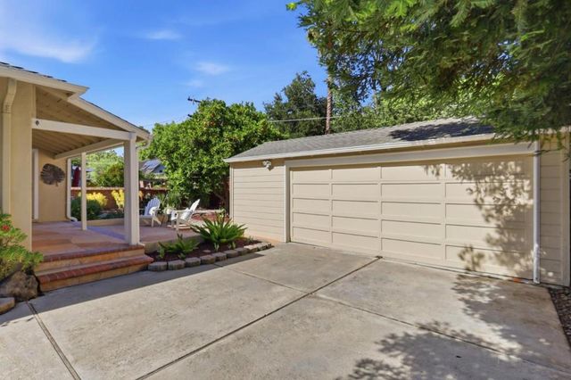 1074 Cherry Avenue, San Jose, CA 95125