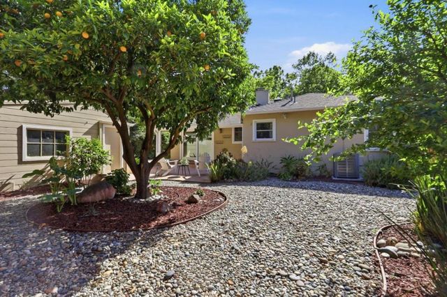 1074 Cherry Avenue, San Jose, CA 95125