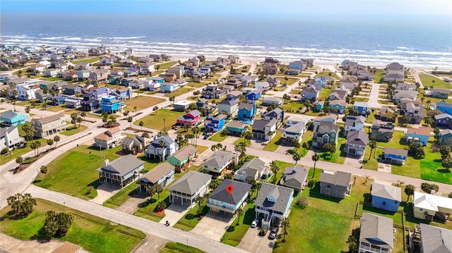 13719 Mutiny Lane, Galveston, TX 77554