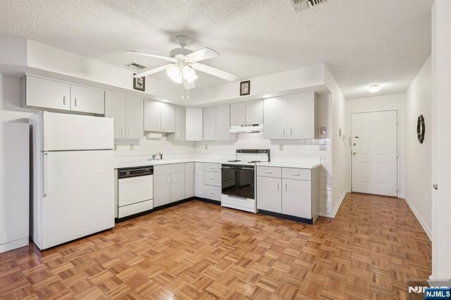 41-51 Wilson Avenue 5 K, Newark, NJ 07105