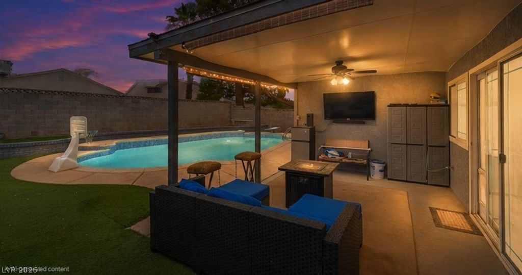 7112 Fenway Avenue, Las Vegas, NV 89147 — photo 3