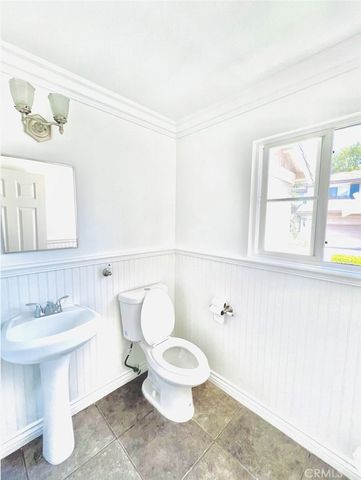 651 Ambrose Lane, Tustin, CA 92780