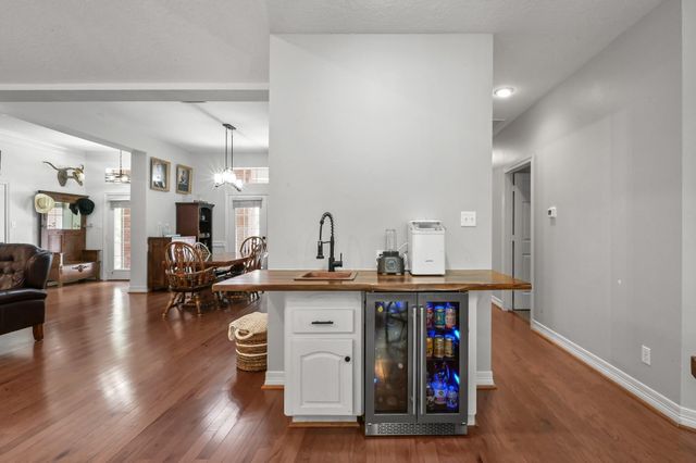 113 Inverness Drive, Montgomery, TX 77356